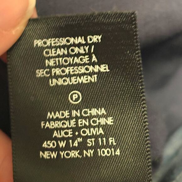 Alice & Olivia Long Sleeve Romper - Size 8 - Blue - Like New - Picture 5 of 16